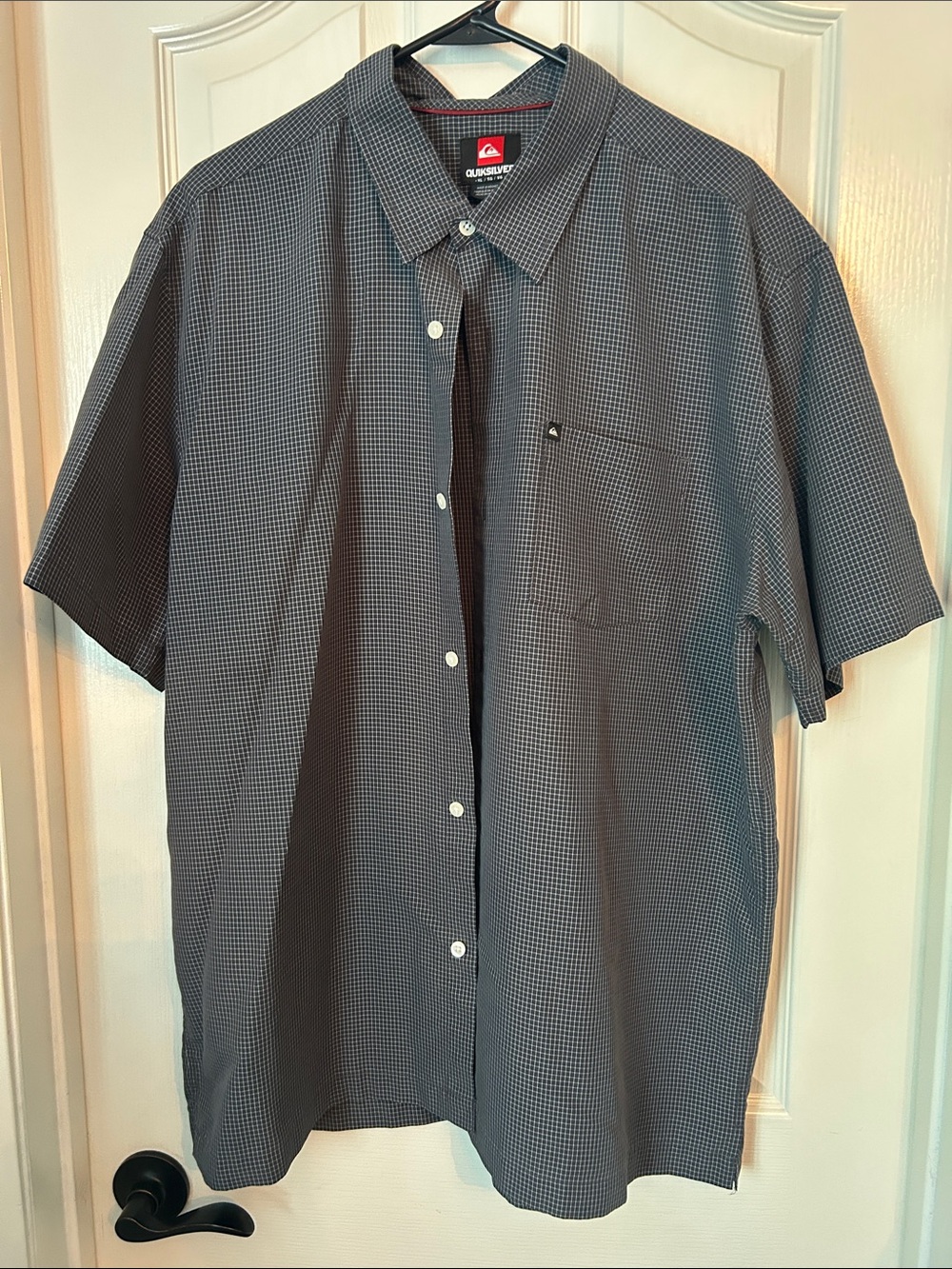 Quiksilver Men's Charcoal Gray Micro-Check Short Sleeve Button-Down Shirt